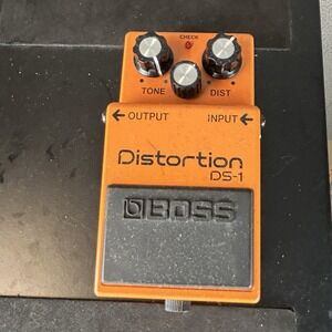 Vintage Boss DS-1 Distortion Guitar Effects Pedal Orange
